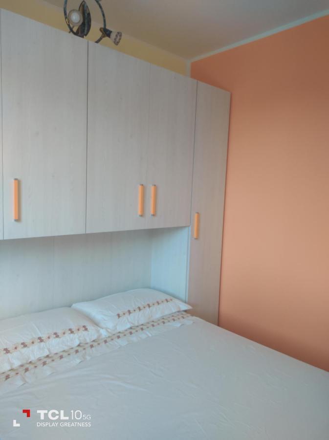 Villa Ara Blu Canegrate ภายนอก รูปภาพ