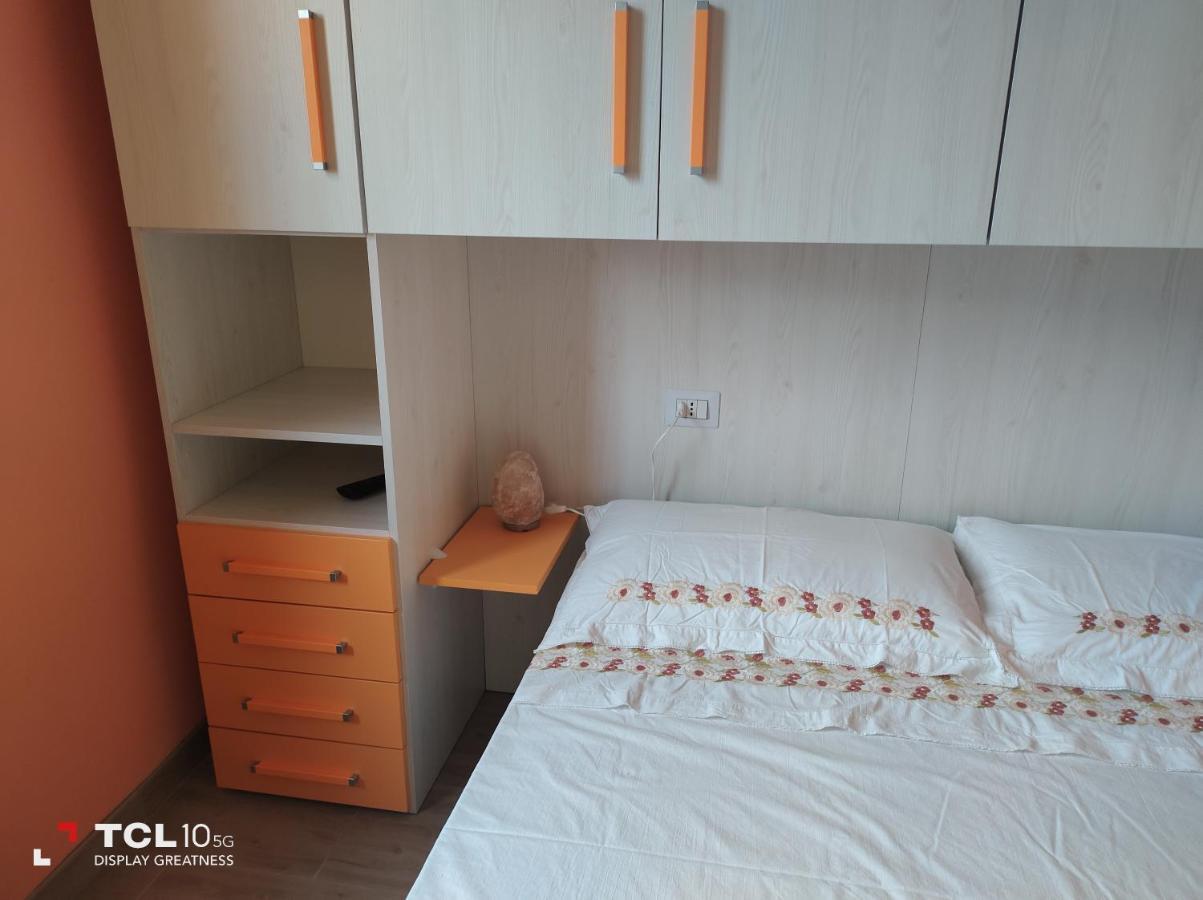 Villa Ara Blu Canegrate ภายนอก รูปภาพ